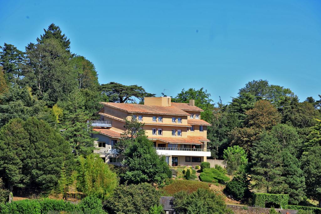 Logis Hotel De La Bruyere Pouzauges Eksteriør bilde
