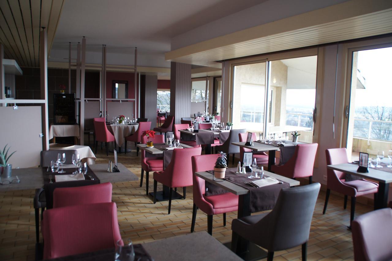 Logis Hotel De La Bruyere Pouzauges Eksteriør bilde